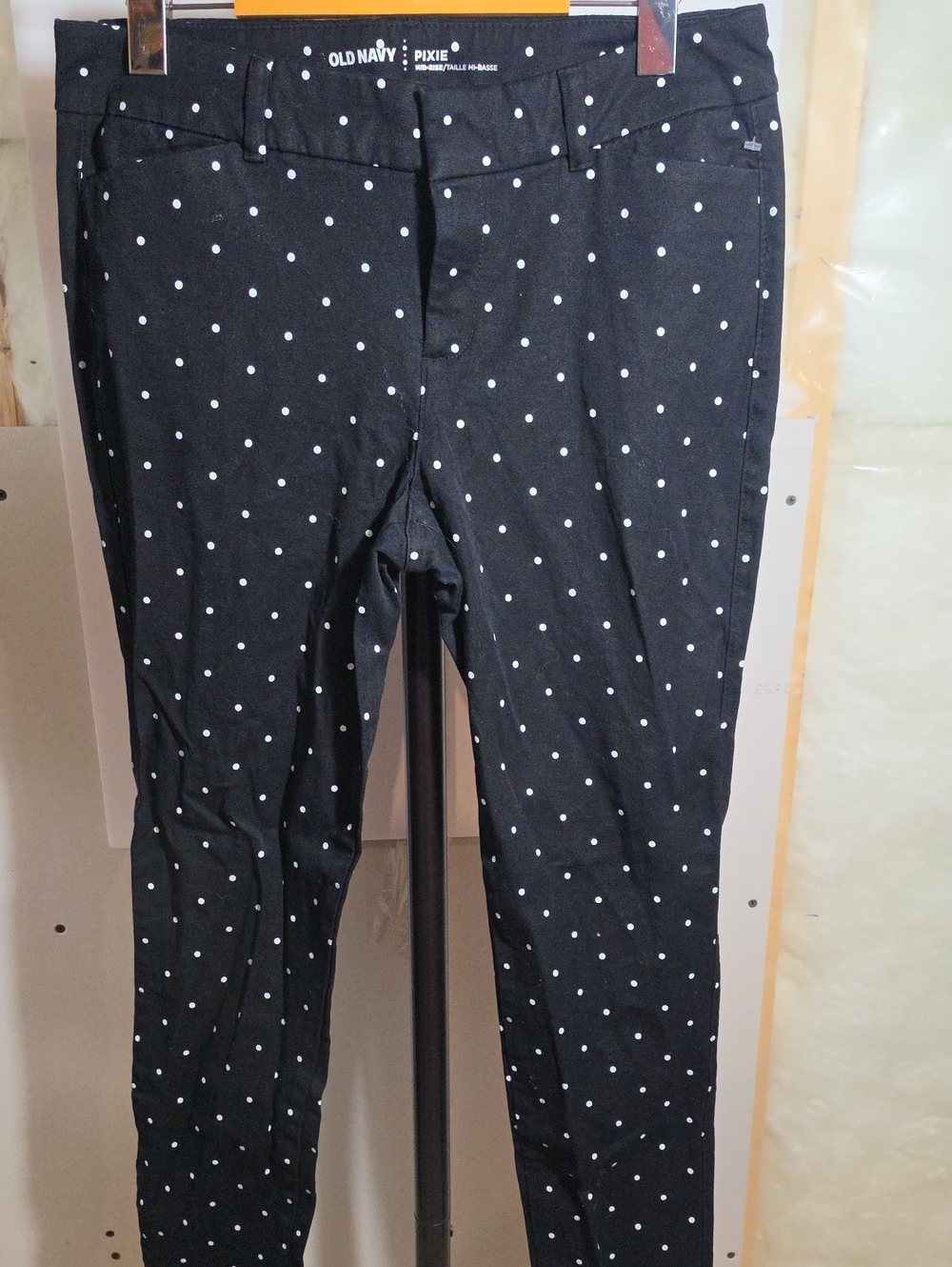 Old Navy Black Pixie Polka Dot Stretch Pants